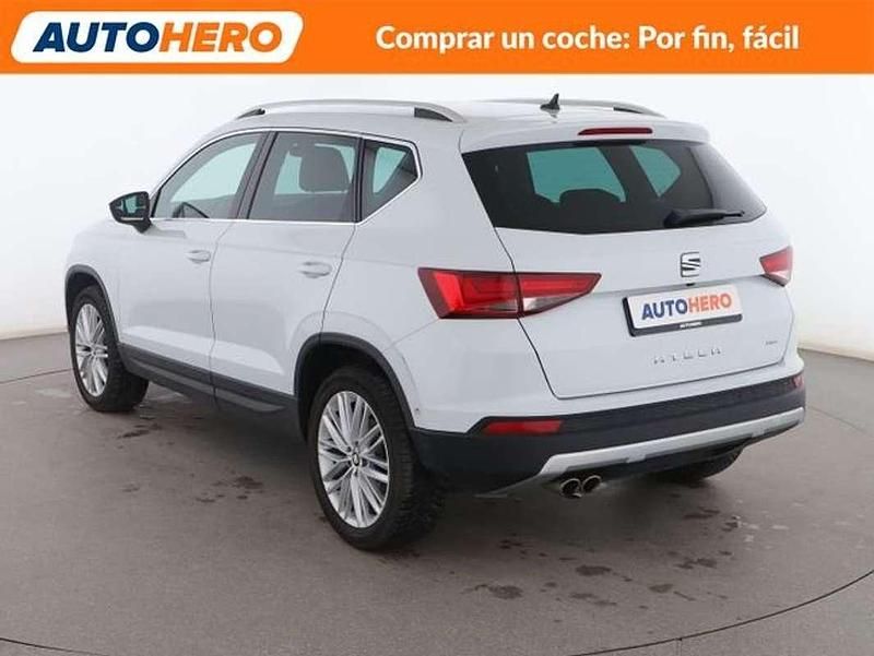 Usado Seat Ateca 4Drive 150 CV (110 kW) 2018 Blanco SUV
