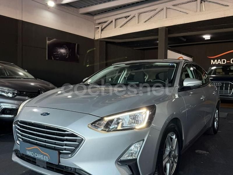 Usado Ford Focus Active 120 CV (88 kW) 2019 Gris / plata Familiar