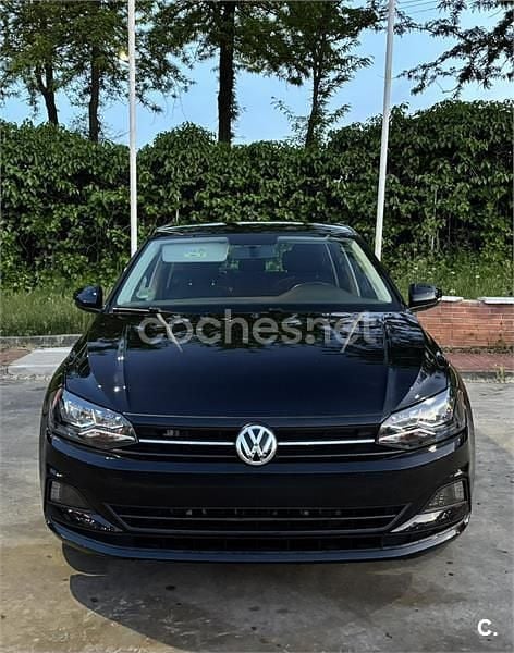 Usado VW Polo Advance 95 CV (69 kW) 2020 Negro Utilitario