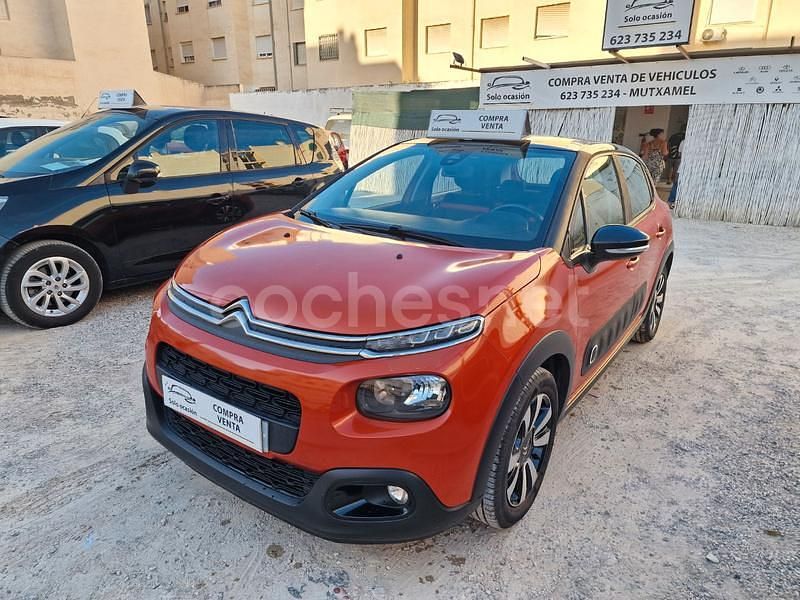 Usado Citroën C3 Feel 68 CV (50 kW) 2018 Rojo Utilitario