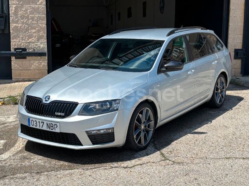 Usado Skoda Octavia RS 184 CV (135 kW) 2016 Gris / plata Familiar