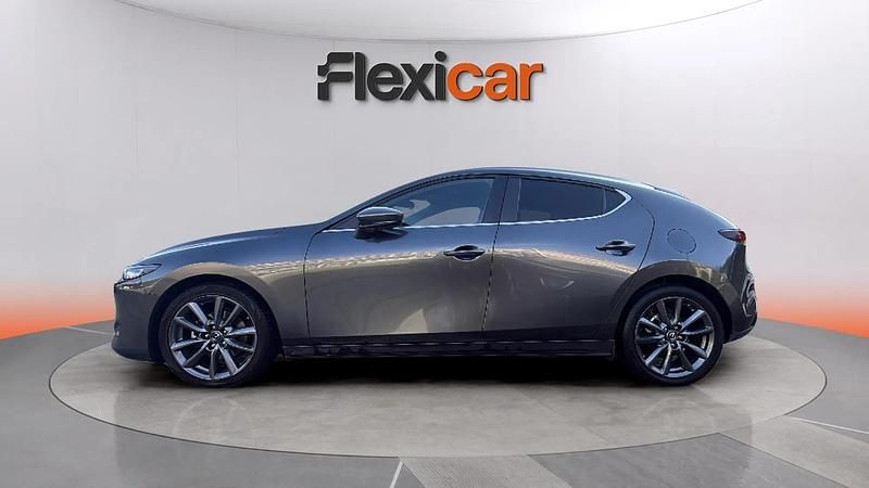 Usado Mazda 3 122 CV (89 kW) 2021 Negro Berlina