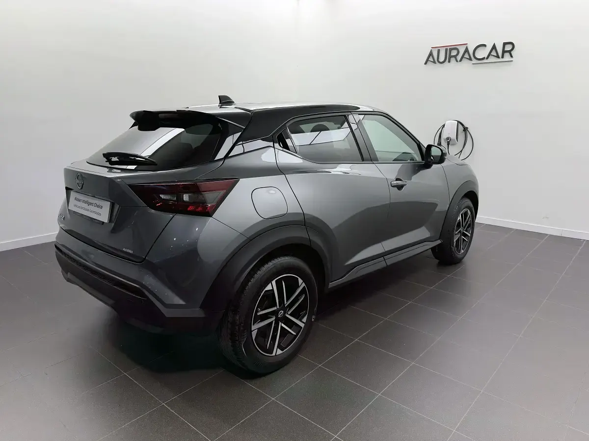 Usado Nissan Juke N-Connecta 114 CV (83 kW) 2025 Gris SUV