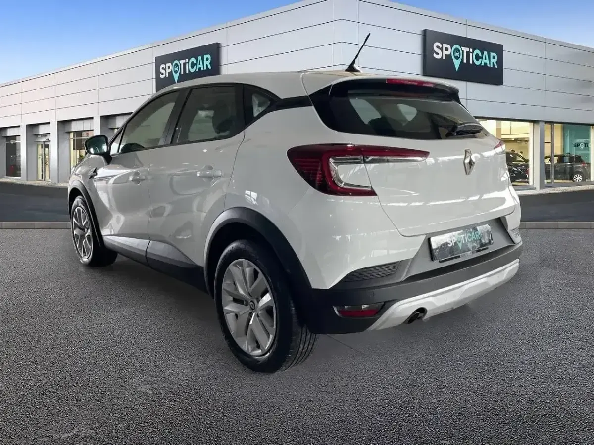 Używany Renault Captur Intens 100 KM (73 kW) 2021 Biały SUV