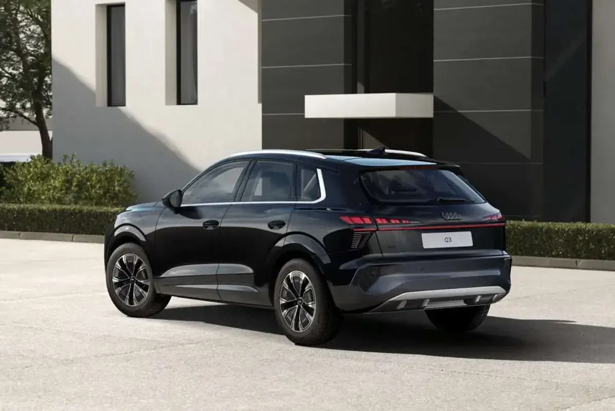 Nuevo Audi Q3 Advanced 150 CV (110 kW) 2026 Negro SUV