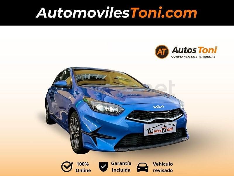 Usado Kia Ceed 120 CV (88 kW) 2022 Azul Utilitario