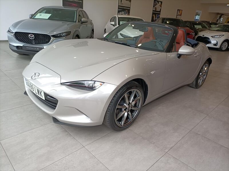 Usado Mazda MX5 Edition 184 CV (135 kW) 2022 Marrón Descapotable
