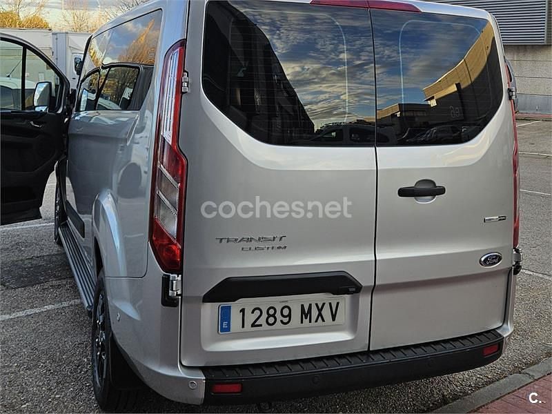 Usado Ford Transit Custom Nugget 130 CV (95 kW) 2021 Gris / plata Familiar