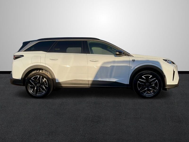 Nuevo Peugeot 5008 GT 145 CV (106 kW) 2025 Blanco Monovolumen
