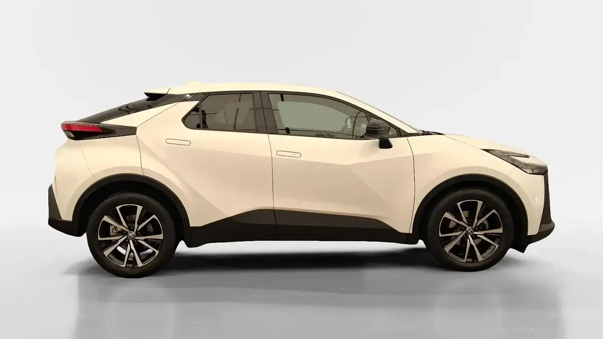 Usado Toyota C-HR Advance 140 CV (102 kW) 2025 Blanco SUV