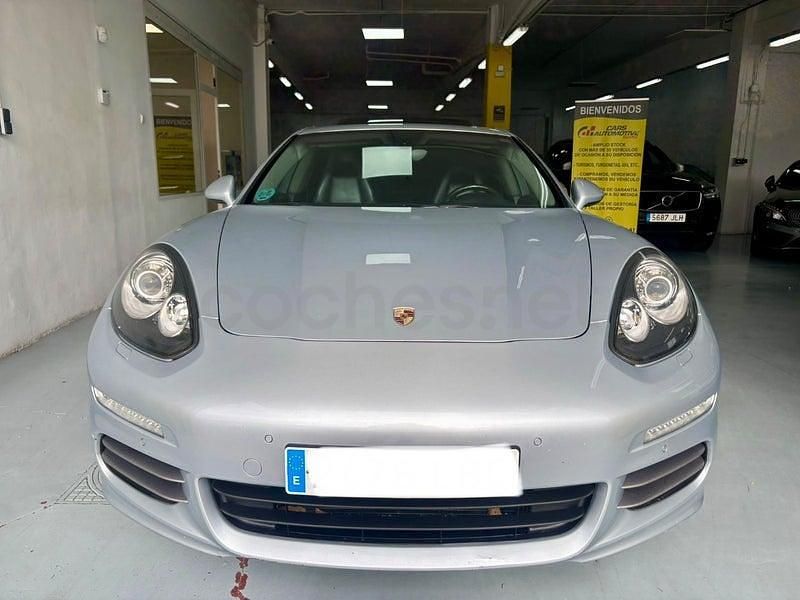 Usado Porsche Panamera 420 CV (308 kW) 2013 Gris / plata Utilitario