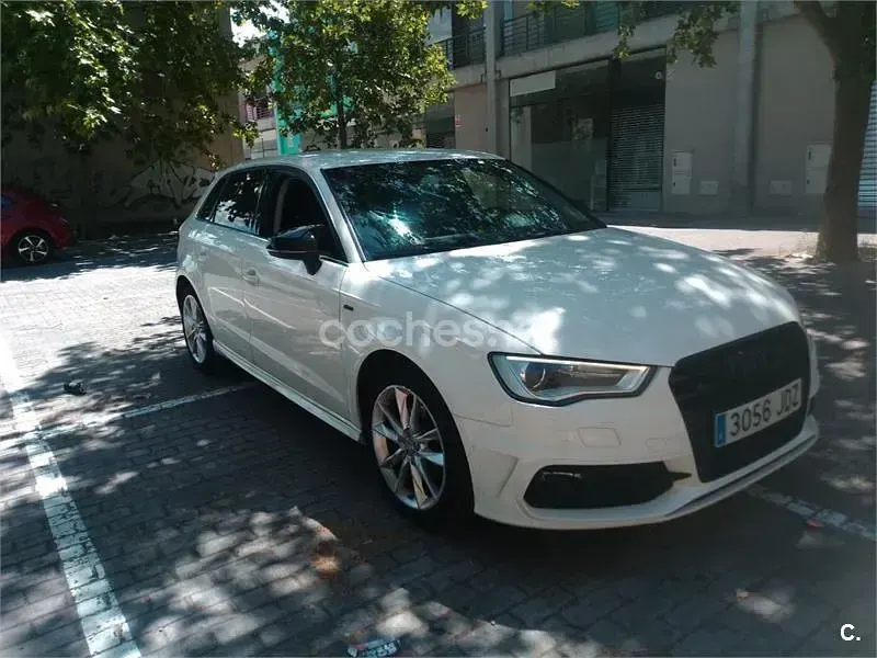Usado Audi A3 S-Line 150 CV (110 kW) 2015 Blanco Berlina