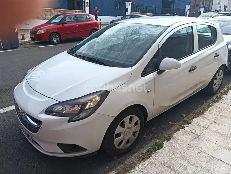 Usado Opel Corsa Selective 75 CV (55 kW) 2016 Blanco Utilitario