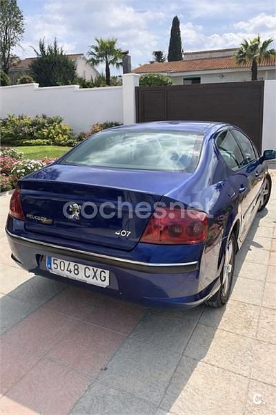 Usado Peugeot 407 110 CV (80 kW) 2004 Azul Berlina