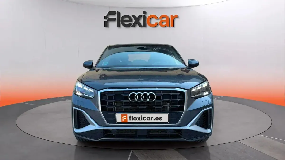Usado Audi Q2 S-Line 150 CV (110 kW) 2024 Gris SUV