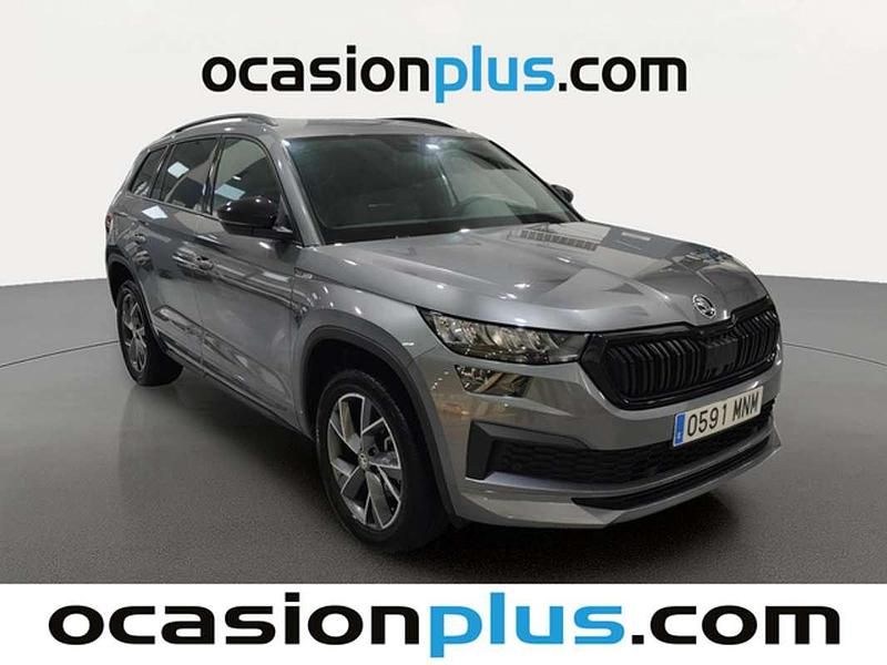 Käytetty Skoda Kodiaq SportLine 150 HP (110 kW) 2024 Harmaa Katumaasturi
