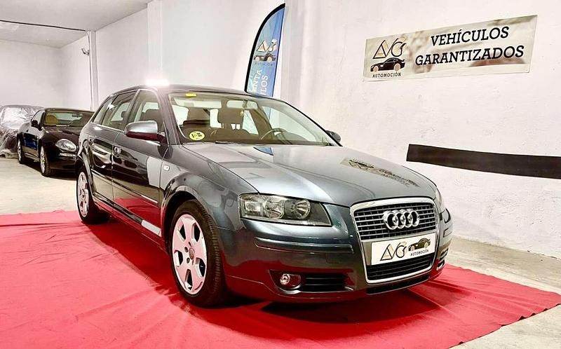 Gris Usado 2006 Audi A3 Sportback Ambition Utilitario | 5900 € (Precio justo) - Imagen 1/4