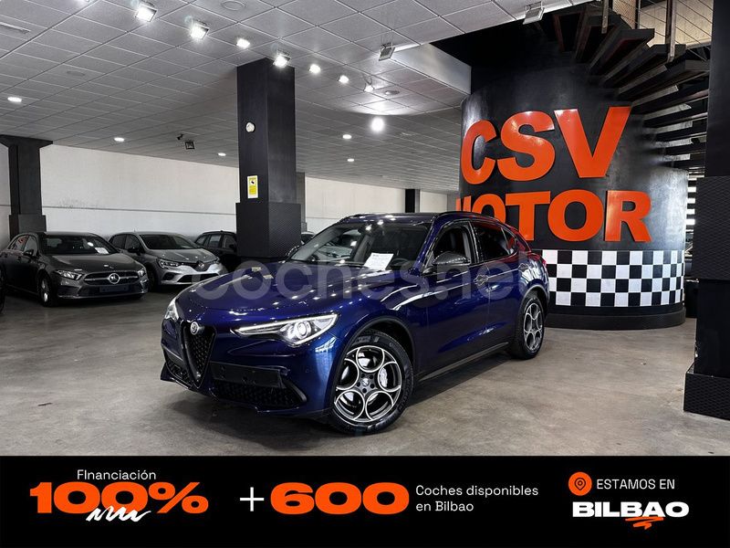 Azul Usado 2019 Alfa Romeo Stelvio Executive SUV | 26.450 € (Un poco caro) - Imagen 1/4