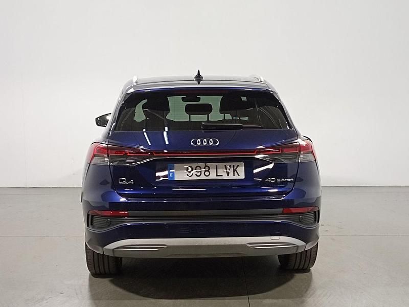 Usado Audi Q4 e-tron Advanced 150 kW (204 CV) 2021 Negro SUV