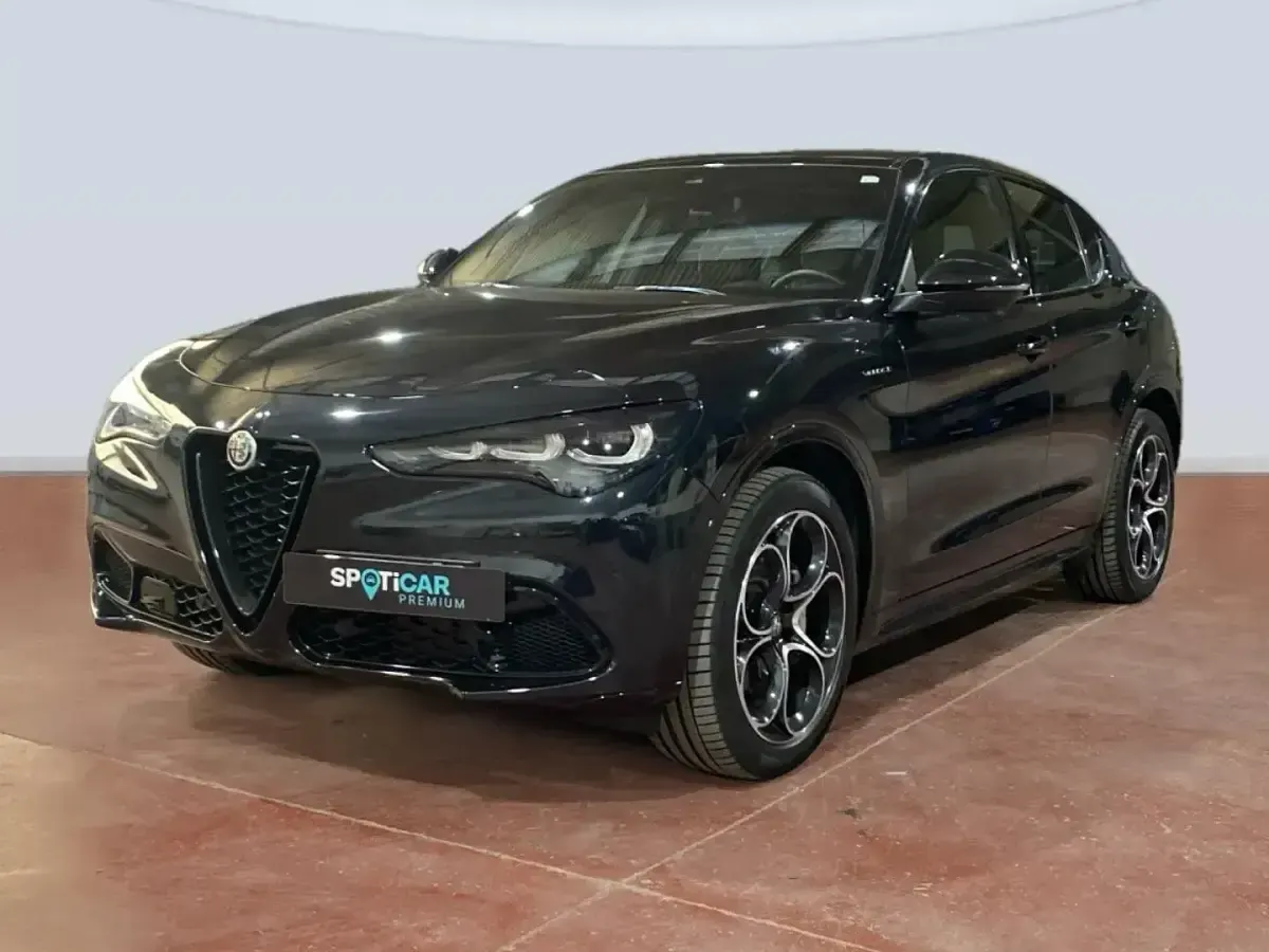 Usado Alfa Romeo Stelvio Veloce 210 CV (154 kW) 2024 SUV
