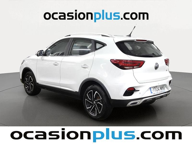 Usado MG ZS Luxury 111 CV (81 kW) 2023 Blanco SUV