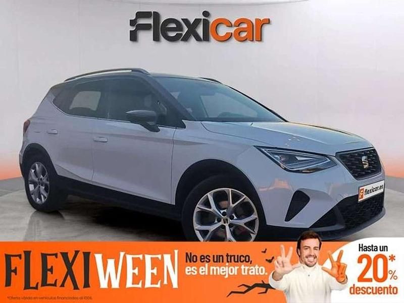 Blanco Usado 2023 Seat Arona FR SUV | 19.970 € (Precio justo) - Imagen 1/4
