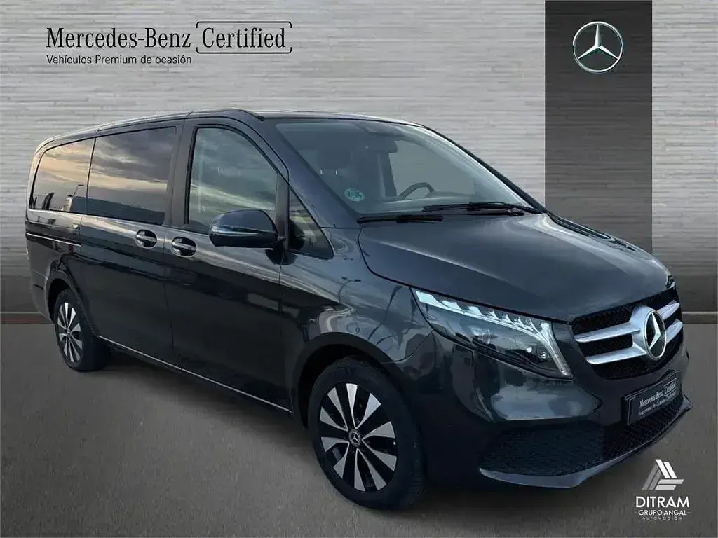 Usado Mercedes V250 190 CV (139 kW) 2023 Gris Monovolumen