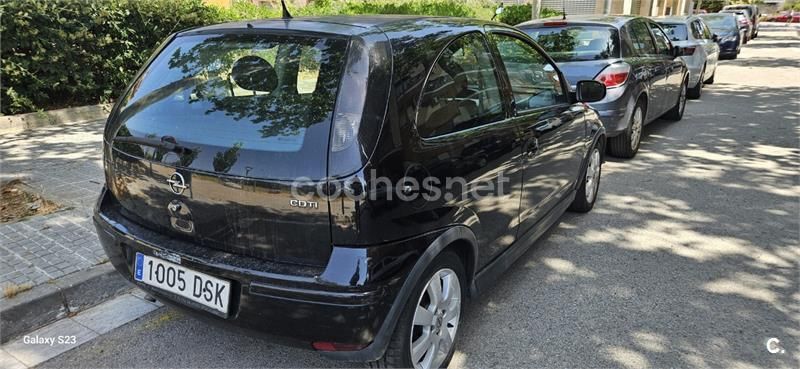 Negro Usado 2005 Opel Corsa Berlina | 1300 € (Buen precio) - Imagen 1/4