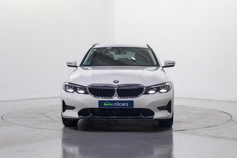 Usado BMW 318 150 CV (110 kW) 2020 Blanco Familiar