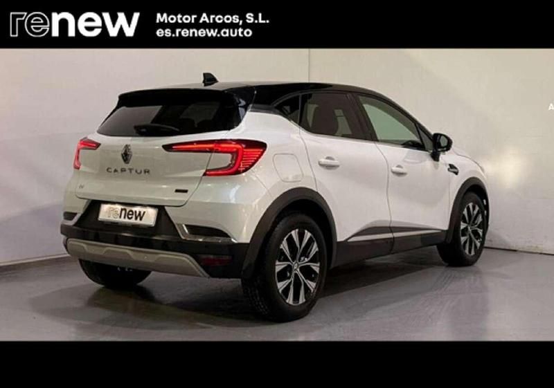 Usado Renault Captur Techno 145 CV (106 kW) 2022 Blanco SUV
