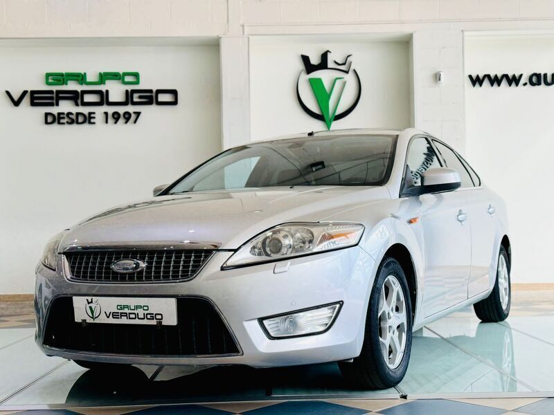 Gris Usado 2008 Ford Mondeo Titanium X Berlina | 7900 € - Imagen 1/4
