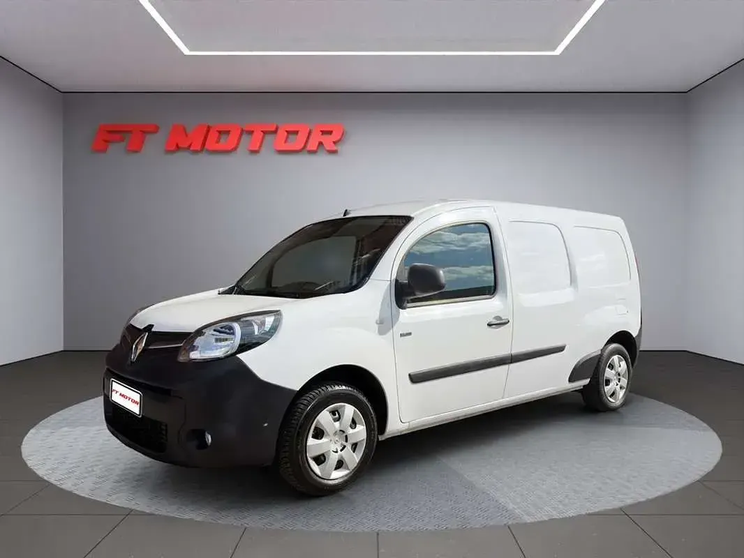 Usado Renault Kangoo 44 kW (60 CV) 2021 Blanco Monovolumen