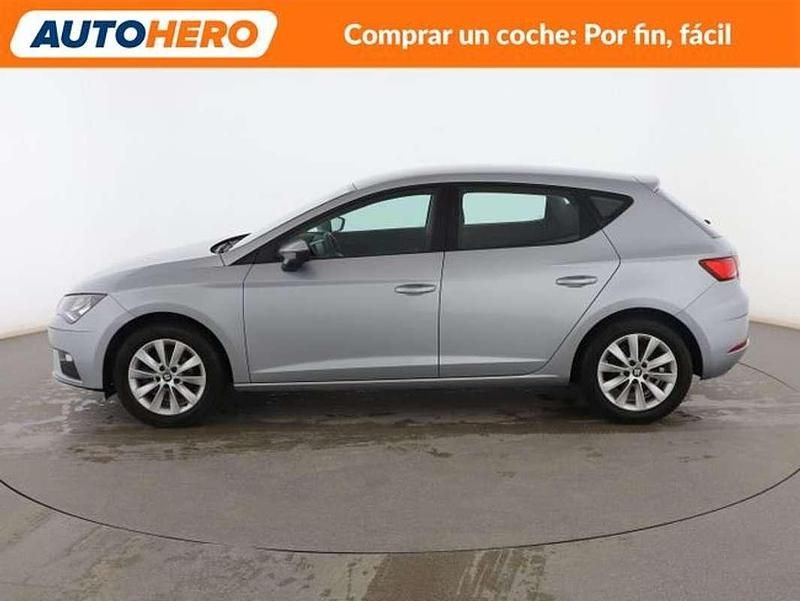 Usado Seat Leon Style 110 CV (80 kW) 2018 Gris Utilitario