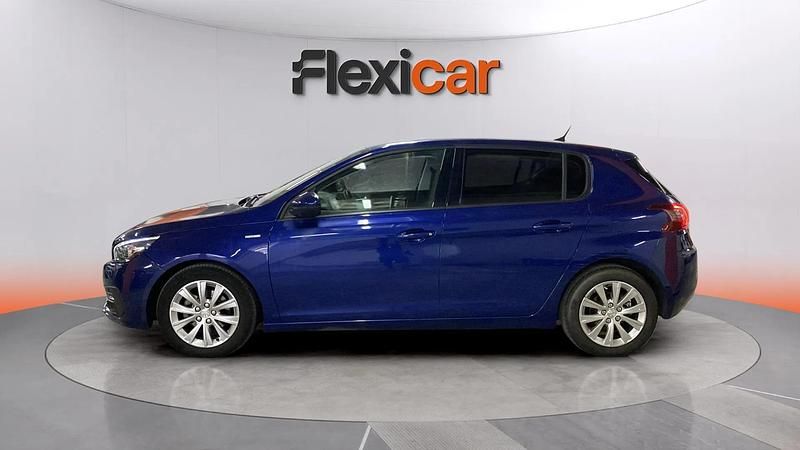 Usado Peugeot 308 Access 131 CV (96 kW) 2020 Azul Utilitario