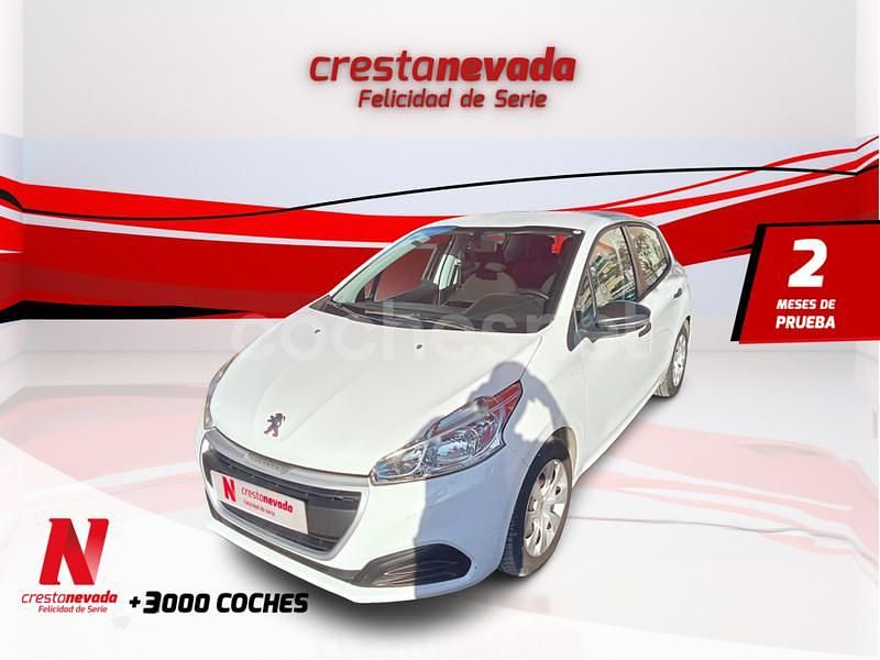 Blanco Usado 2017 Peugeot 208 Access Utilitario | 9990 € (Precio justo) - Imagen 1/4