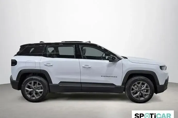 Nuevo Jeep Compass Altitude 145 CV (106 kW) 2026 Negro SUV