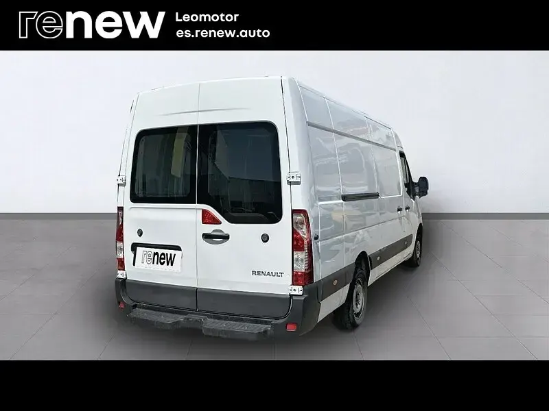 Usado Renault Master R.S. 130 CV (95 kW) 2023 Blanco Monovolumen