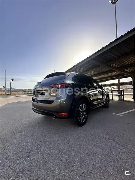 Usado Mazda CX-5 175 CV (128 kW) 2017 Gris / plata SUV