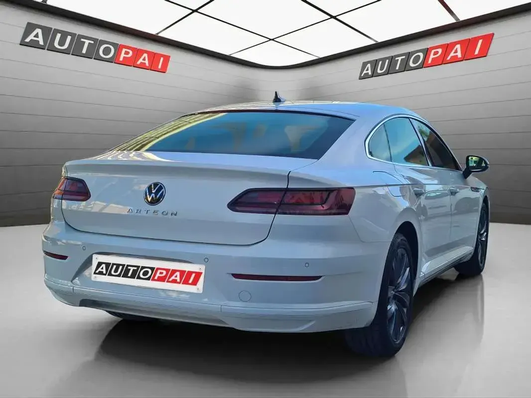 Usado VW Arteon 150 CV (110 kW) 2021 Blanco Coupe