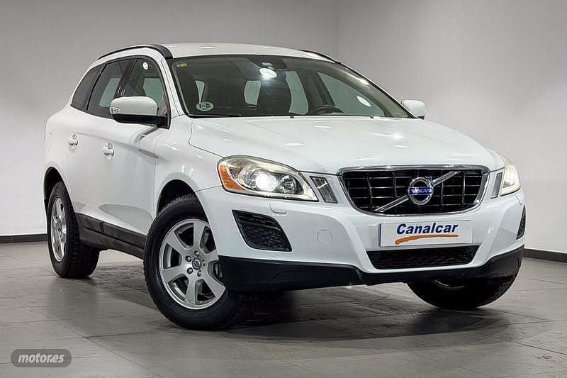 Usado Volvo XC60 Kinetic 136 CV (100 kW) 2013 Blanco SUV