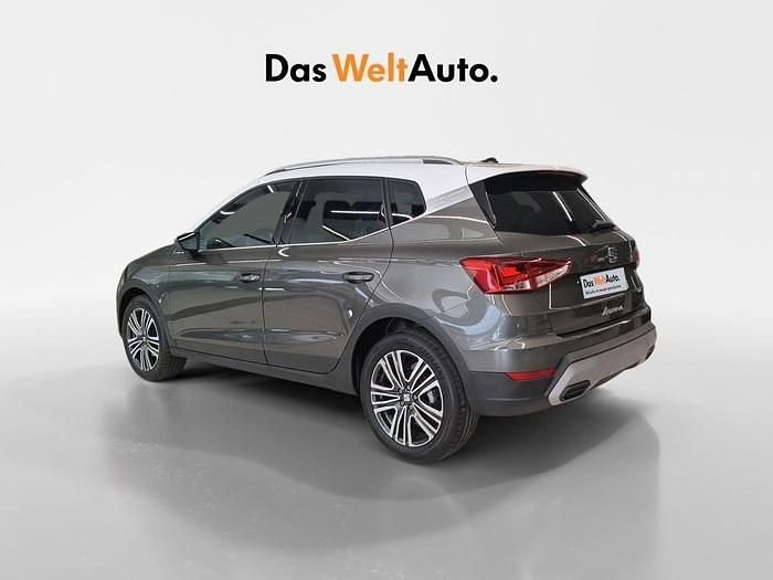 Usado Seat Arona Xperience 115 CV (84 kW) 2025 Gris SUV