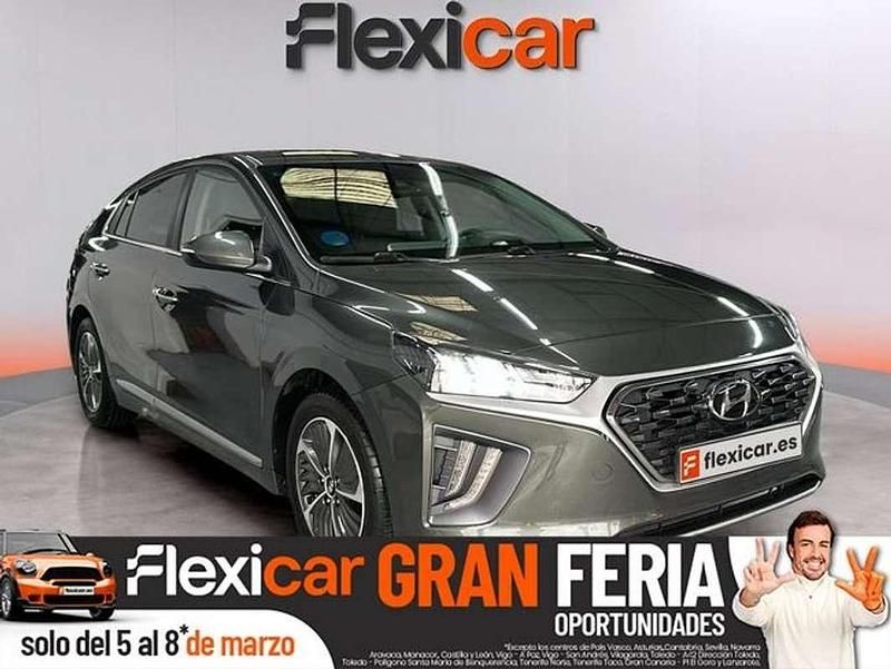 Usado Hyundai Ioniq Style 141 CV (103 kW) 2021 Gris Utilitario