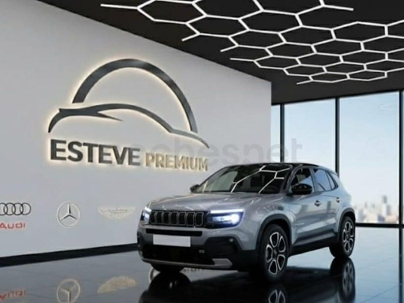 Usado Jeep Avenger Summit 100 CV (73 kW) 2023 Gris / plata SUV