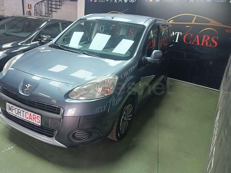 Usado Peugeot Partner Tepee Style 92 CV (67 kW) 2013 Gris / plata Monovolumen