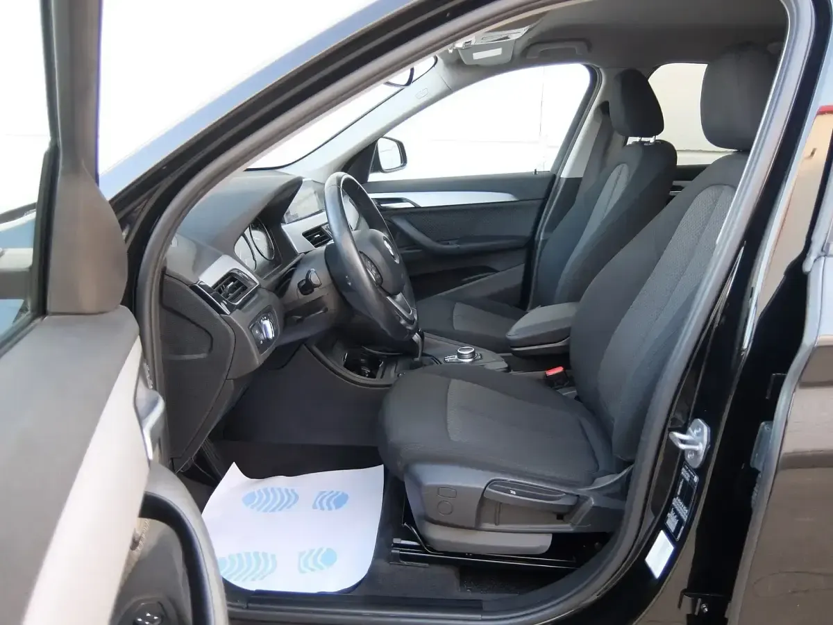Usado BMW X1 150 CV (110 kW) 2021 Negro SUV