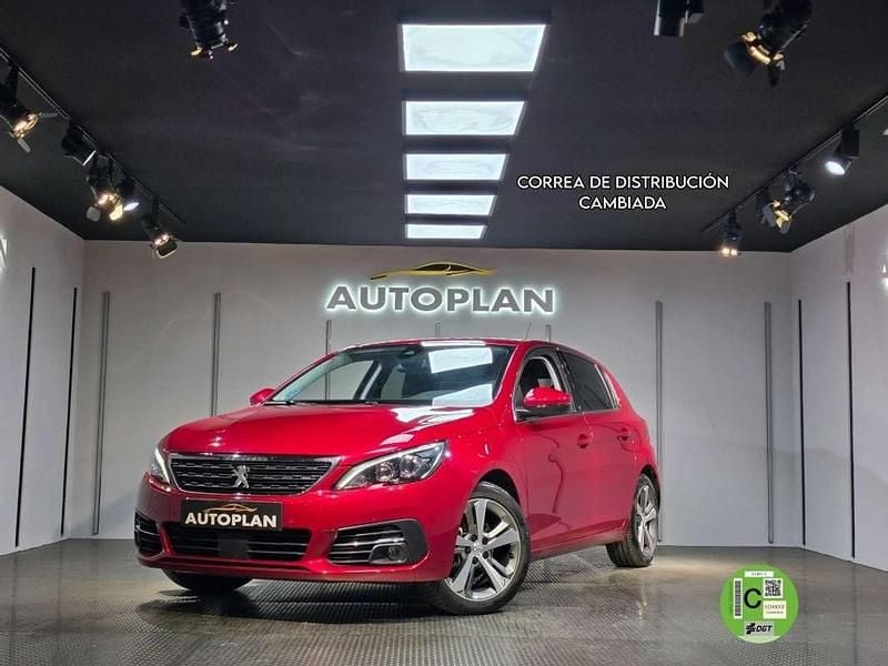 Burdeos Usado 2019 Peugeot 308 Allure Utilitario | 9490 € (Buen precio) - Imagen 1/4
