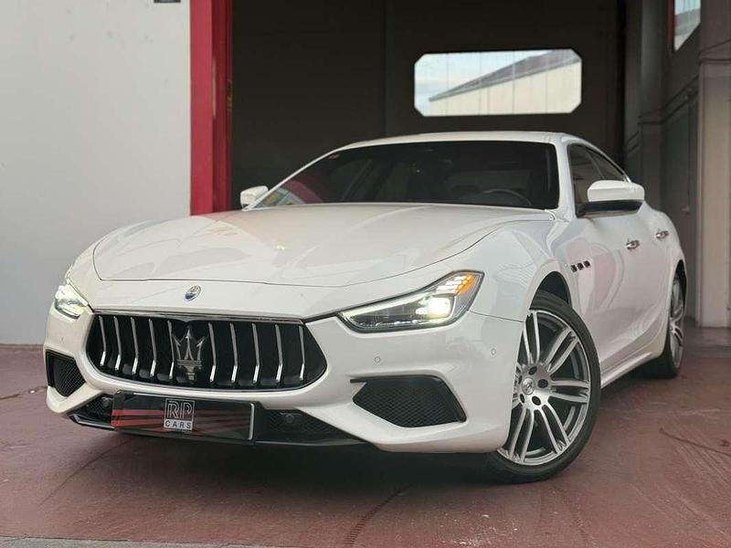 Blanco Usado 2018 Maserati GranSport Coupe | 35.990 € - Imagen 1/4