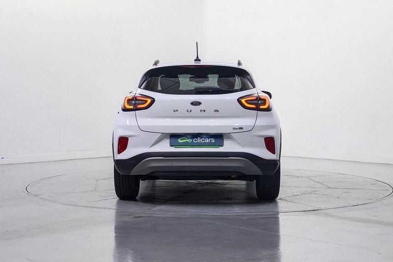 Usado Ford Puma Titanium 125 CV (91 kW) 2020 Blanco SUV