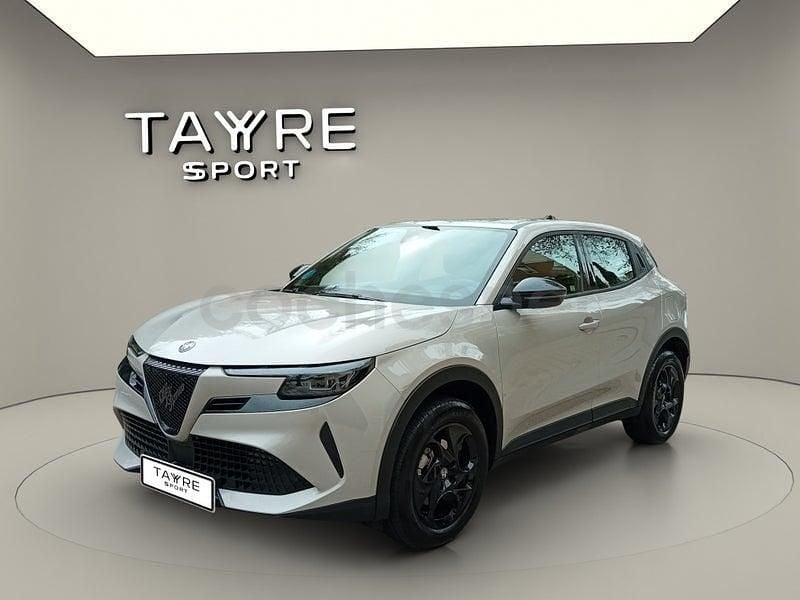 Usado Alfa Romeo Junior 136 CV (100 kW) 2025 Blanco SUV