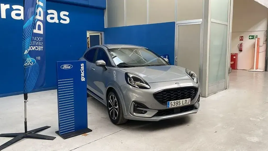 Usado Ford Puma ST-Line 120 CV (88 kW) 2021 Azul desert island (metalizado) SUV